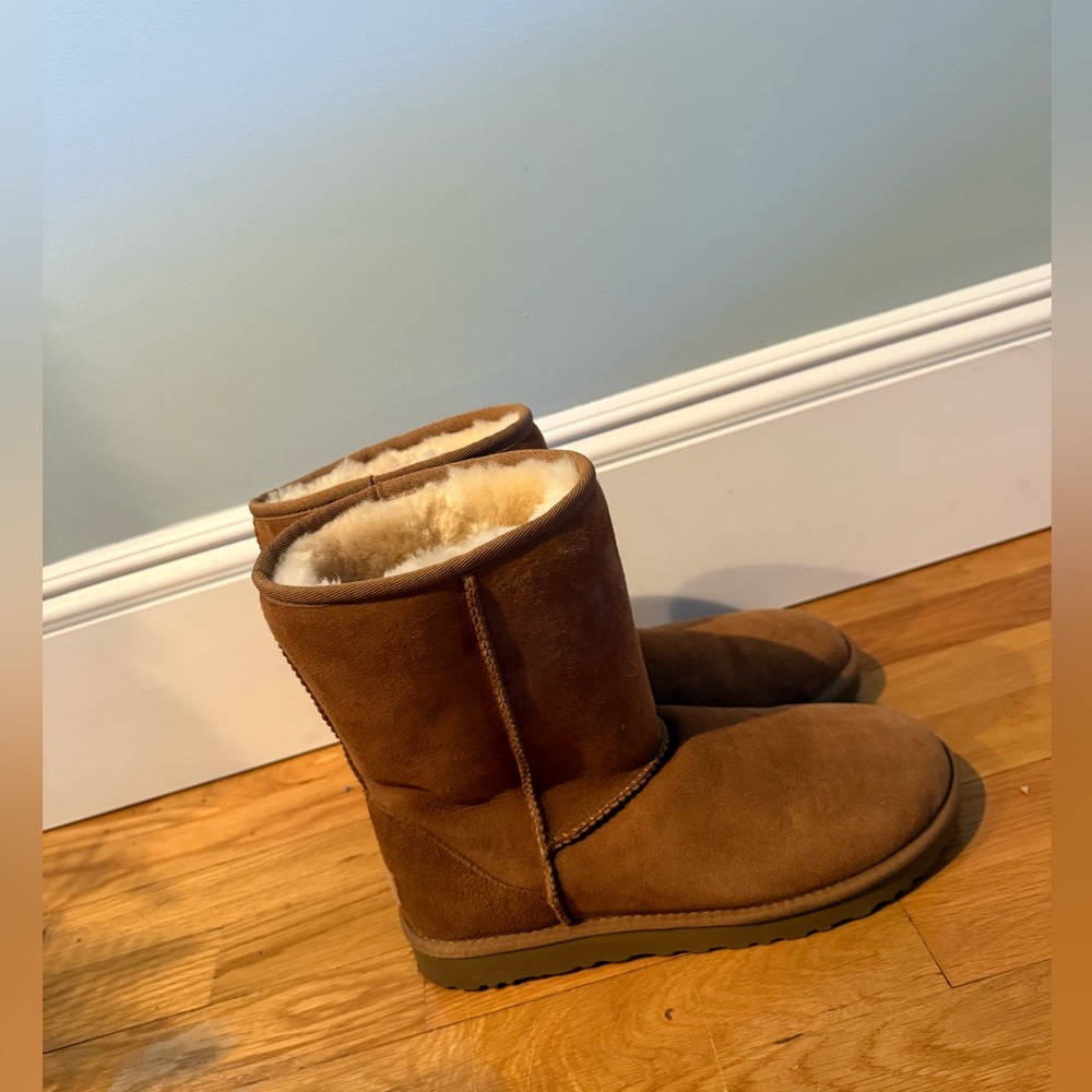 UGG classic short II boots